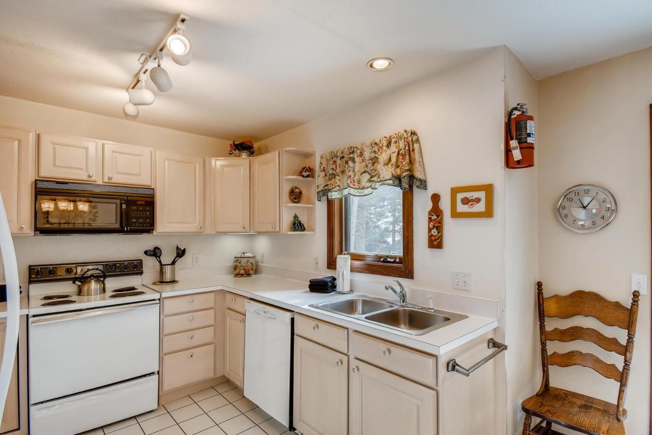 Pinecreek #F - 3 Bedroom - Close To Town - Shuttle To Slopes - Pool And Hot Tub Access Breckenridge Exteriör bild